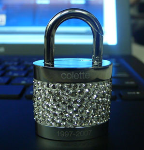 Colette 10th Anniversary USB Memory Lock