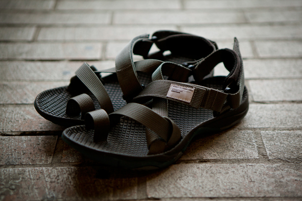 undercover-2011-springsummer-sandals-1.j
