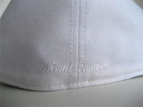 SUPREME World Famous Box Logo New Era Cap White 7 1/4