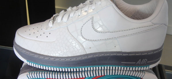 air force 1 with air bubble