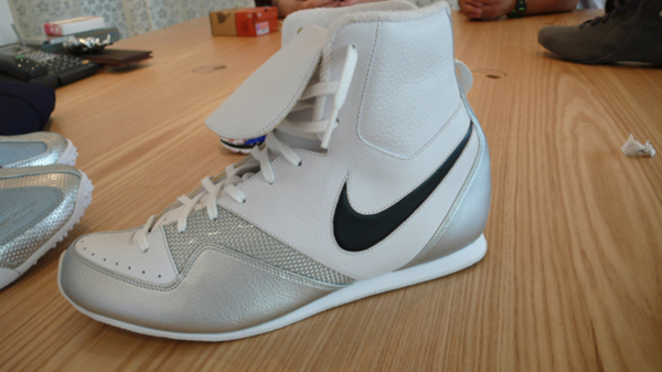 new nike boxing boots