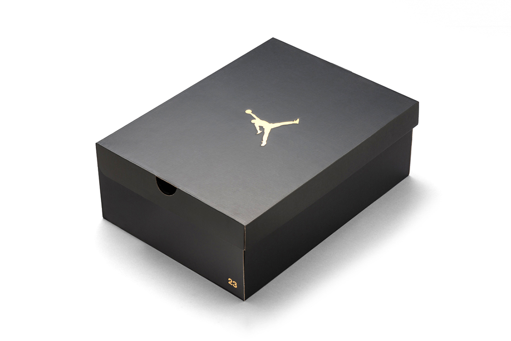 A First Look at the 2015 Air Jordan Gold Trimmed Shoebox & Paper ...