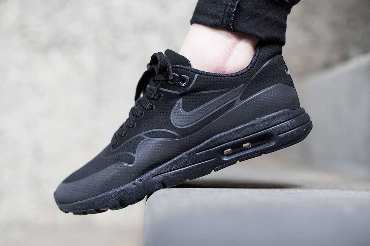 Nike WMNS Air Max 1 Ultra Moire Black/Black-Anthracite | HYPEBEAST