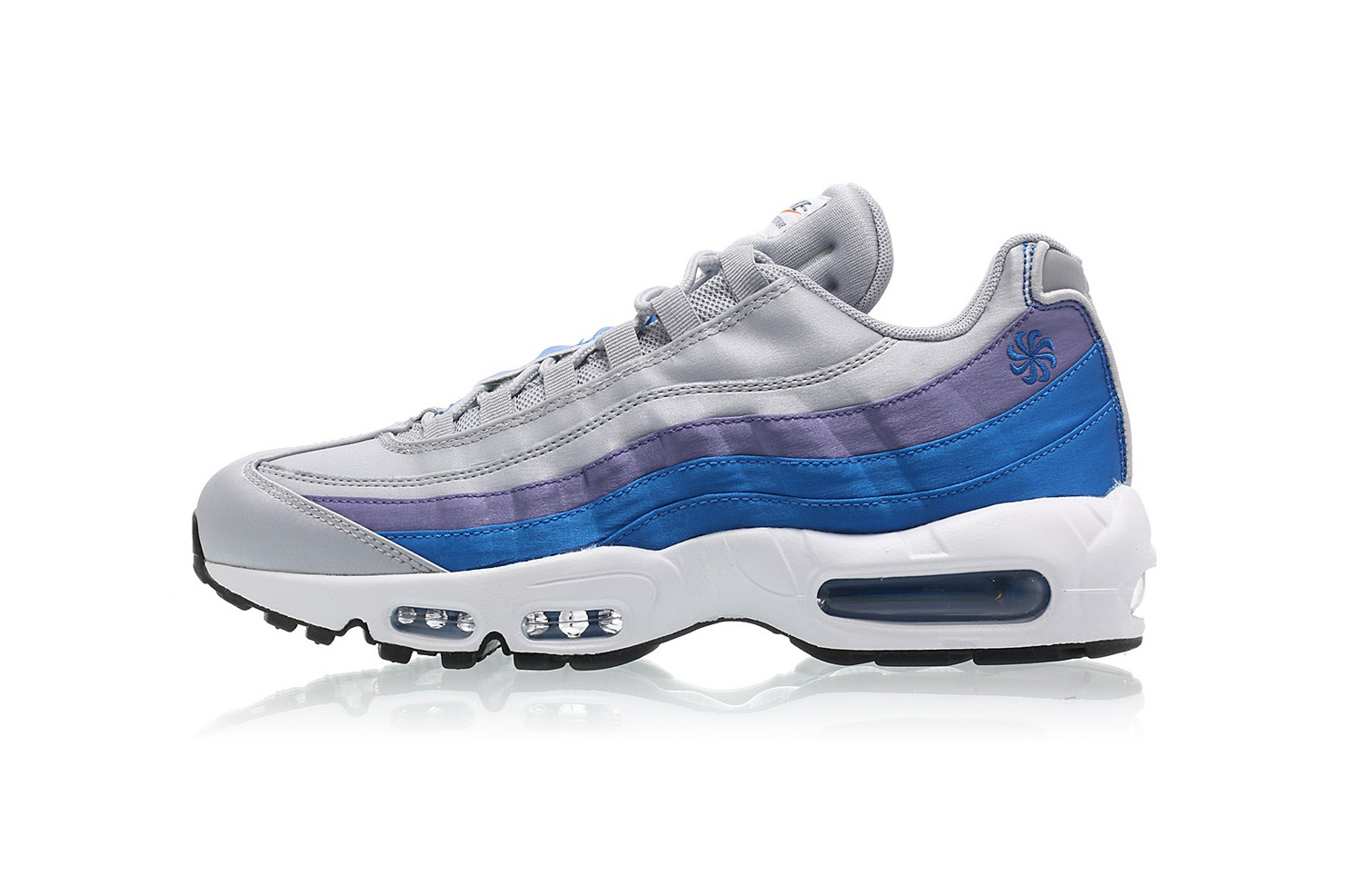 Nike Air Max 95 SE Pinwheel wolf grey blue nebula purple slate white may 2018 release date info drop sneakers shoes footwear titolo