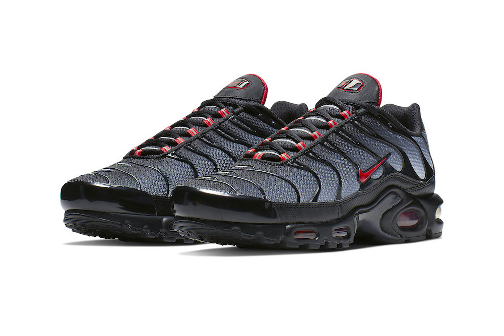 nike red and black tns