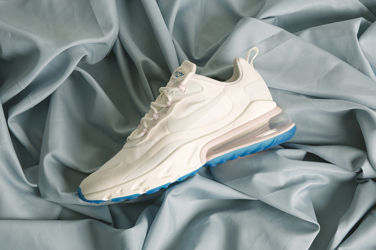 nike air 270 pink and blue
