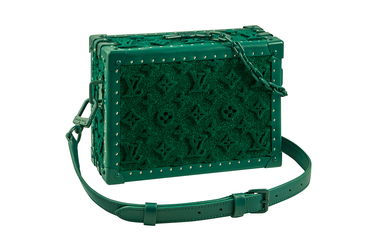 Cloth 48h bag Louis Vuitton x Supreme Green in Cloth - 18806716