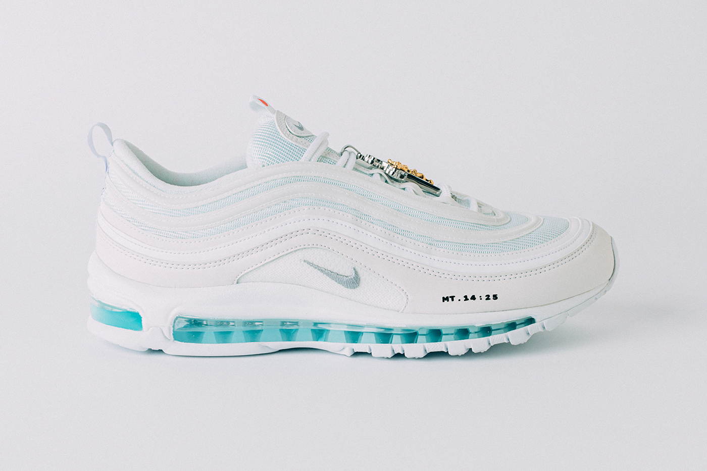 stores that sell air max 97