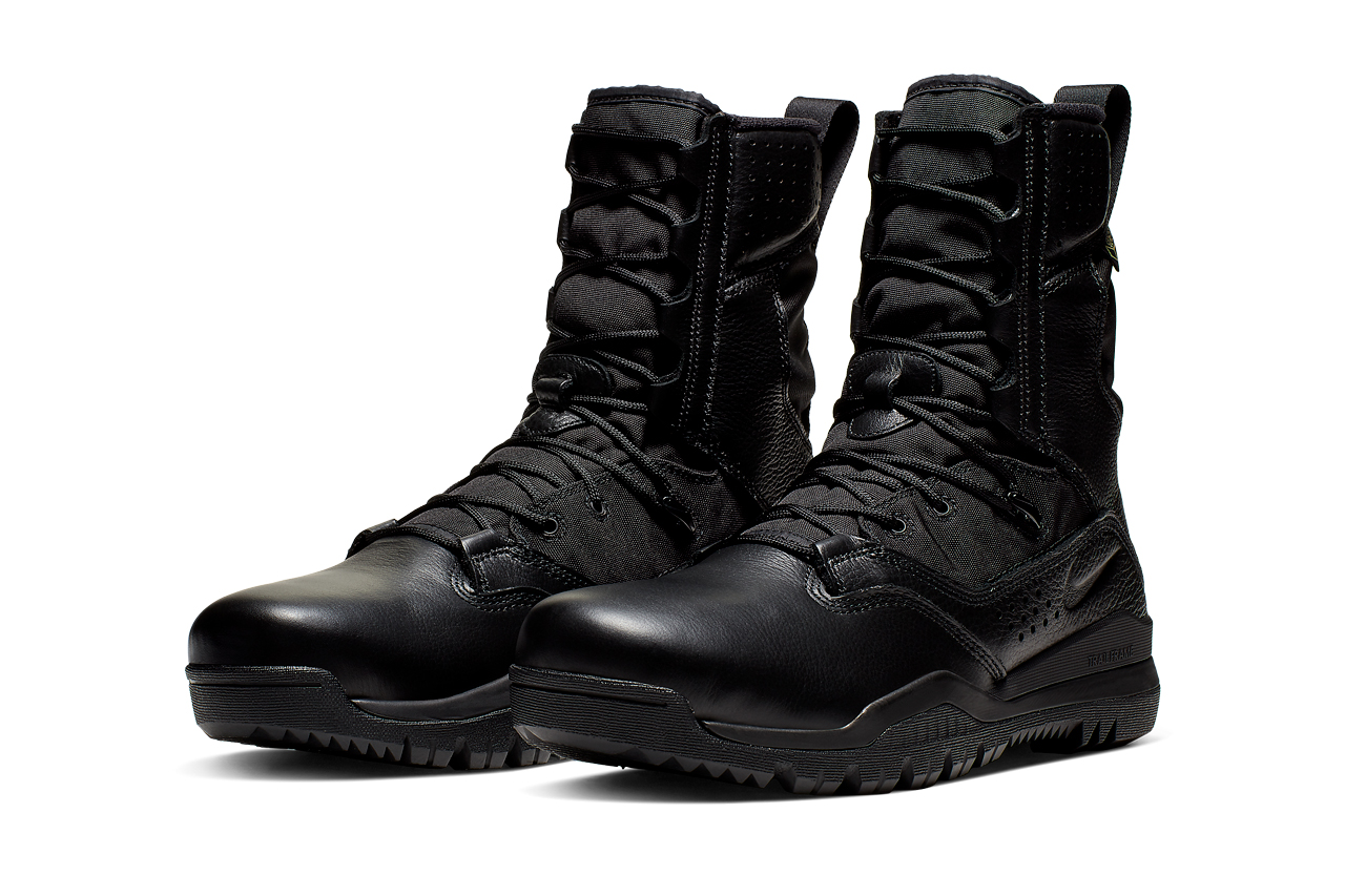 nike gore tex boots