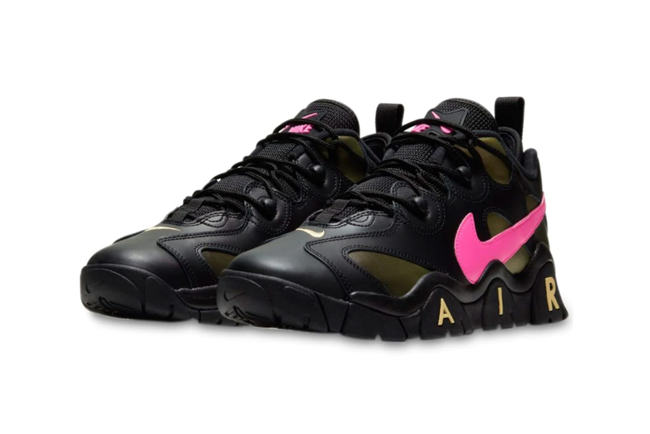 Nike Air Barrage Low QS Sneakers Gold/Pink Blast