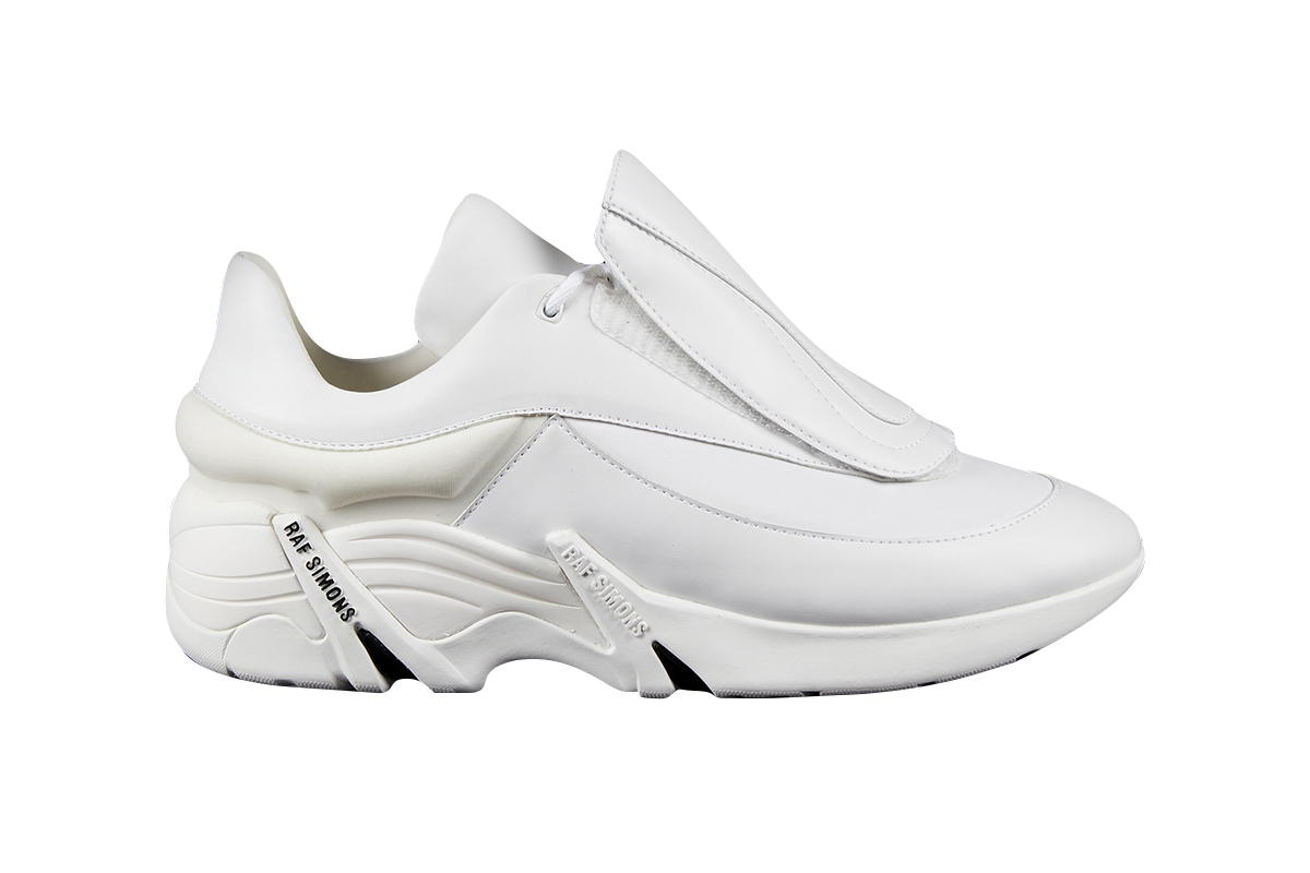 Raf Simons (RUNNER) Fall Winter 2020 Collection Full Look SOLARIS ANTEI CYLON ORION 2001 Release Info Date Buy Price