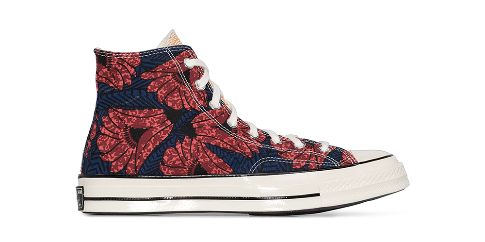 converse with flower