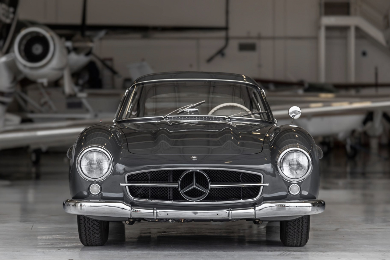 https://hypebeast.com/image/2020/05/1956-mercedes-benz-300-sl-gullwing-coupe-1-35-million-usd-bring-a-trailer-auction-3.jpg