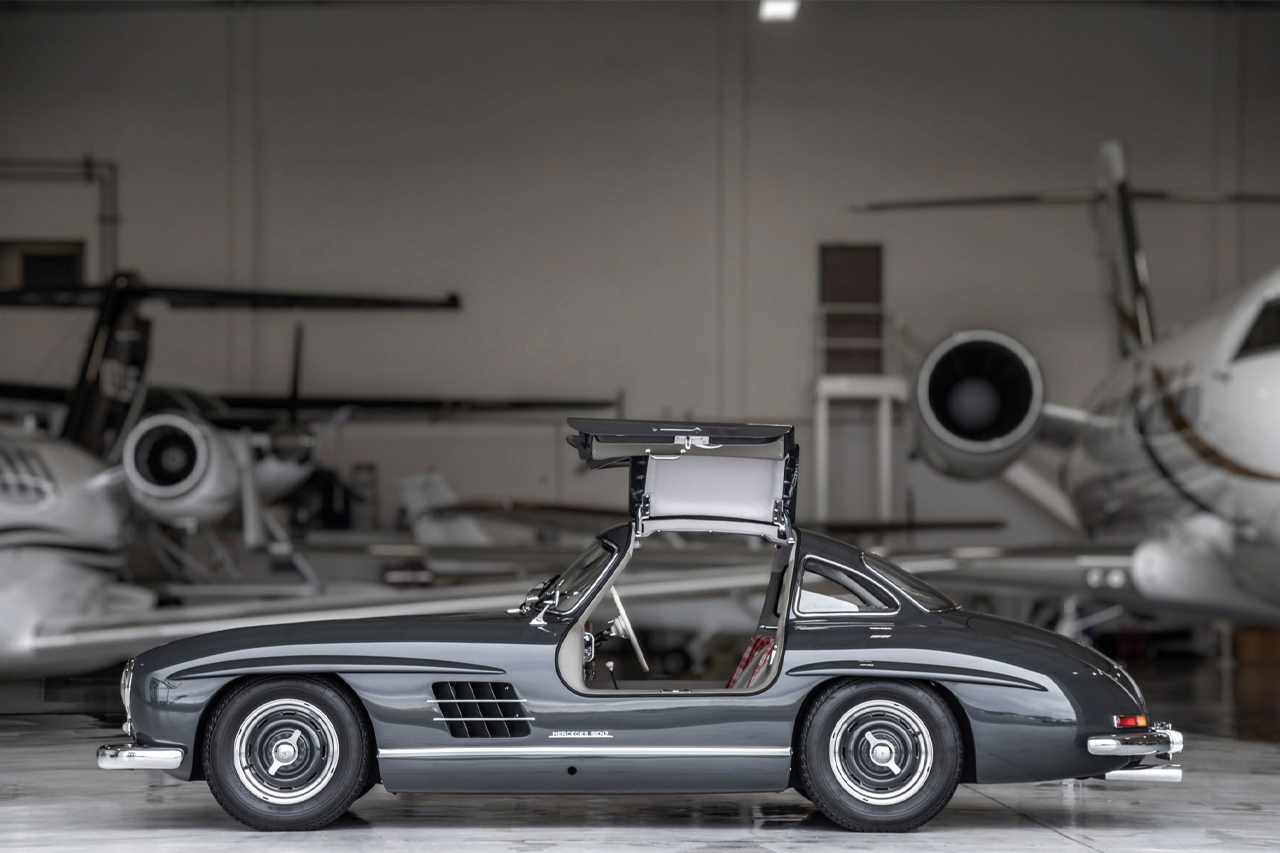 https://hypebeast.com/image/2020/05/1956-mercedes-benz-300-sl-gullwing-coupe-1-35-million-usd-bring-a-trailer-auction-5.jpg