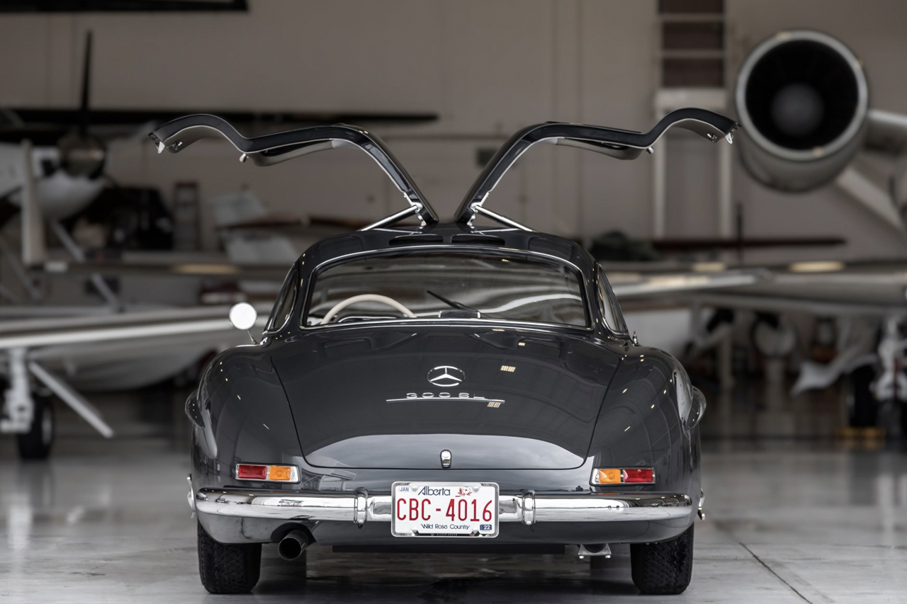 https://hypebeast.com/image/2020/05/1956-mercedes-benz-300-sl-gullwing-coupe-1-35-million-usd-bring-a-trailer-auction-7.jpg