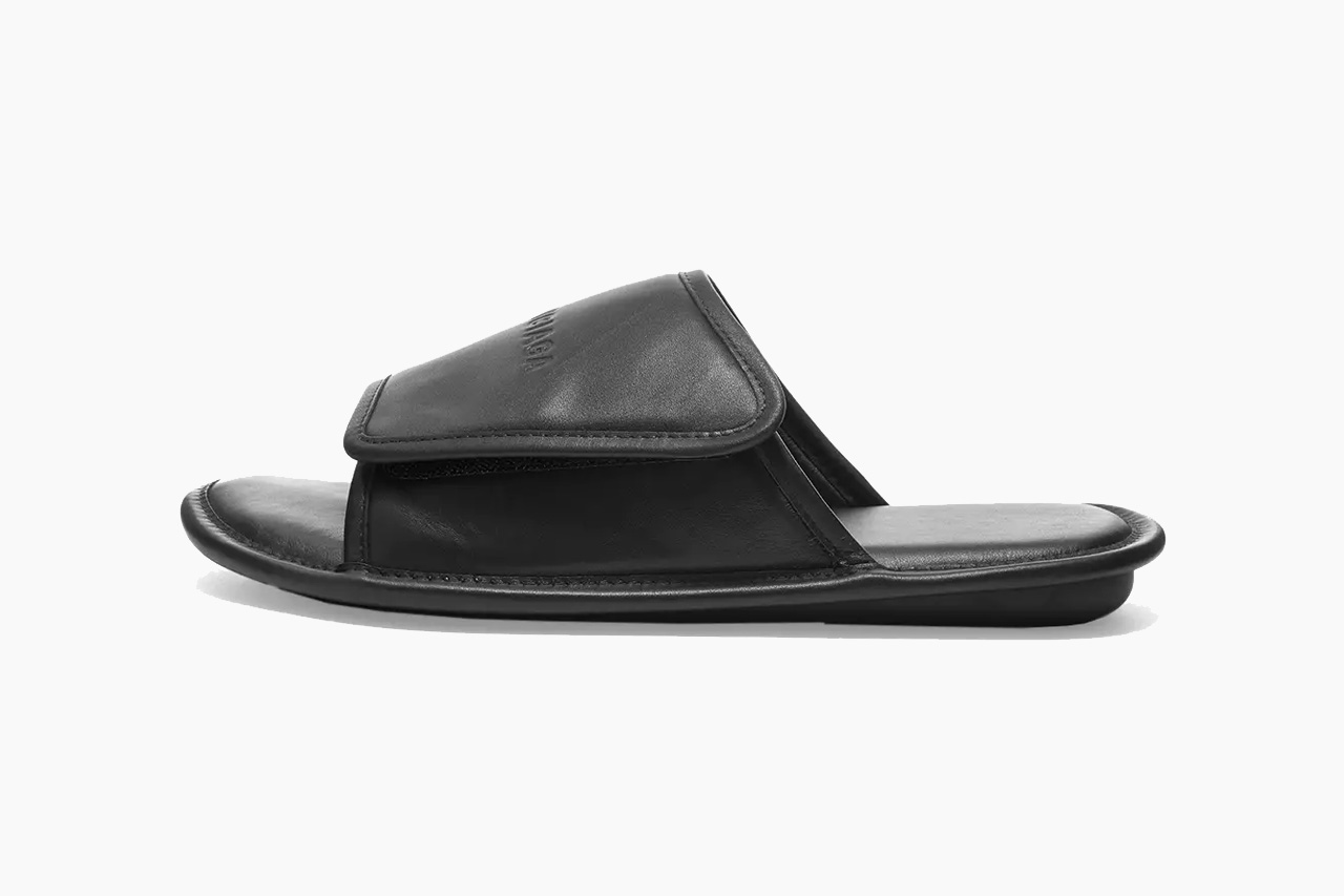 Balenciaga Black Speed 20 Slide Sandals  ZOOFASHIONSCOM