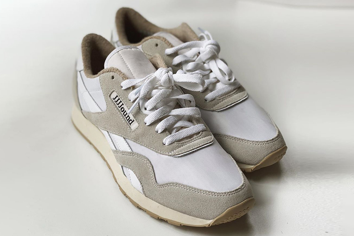 reebok classic shoes lowest price