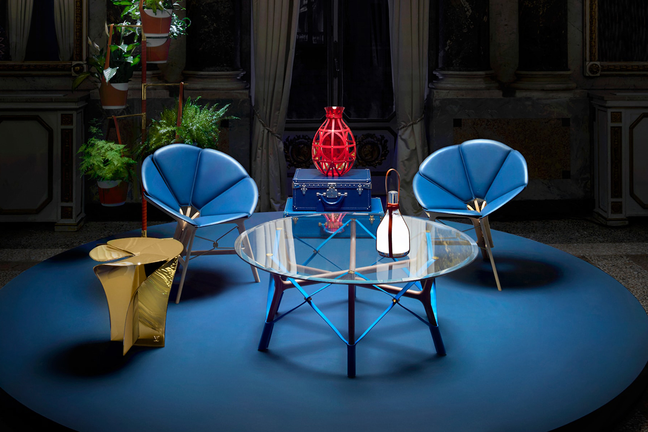 Raw-Edges - Concertina Chair For Louis Vuitton