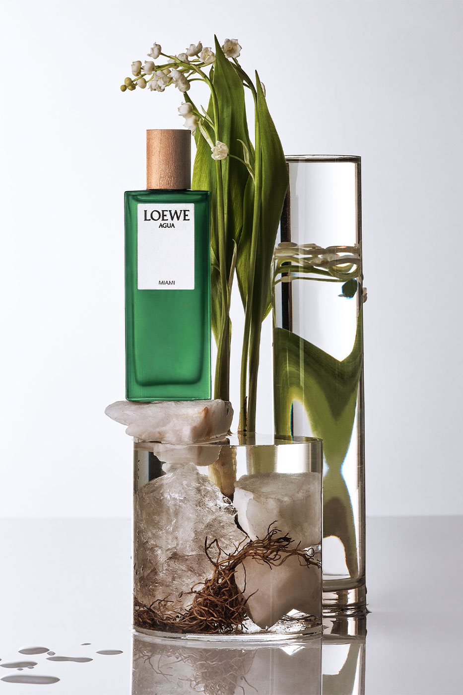 loewe-solo-perfume-collection-release-info-003.jpg (933×1400)