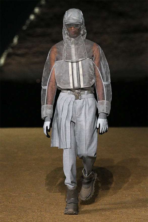 Dior Pre-Fall 2023 Menswear Runway Show Kim jones Egypt Cairo Giza pyramids