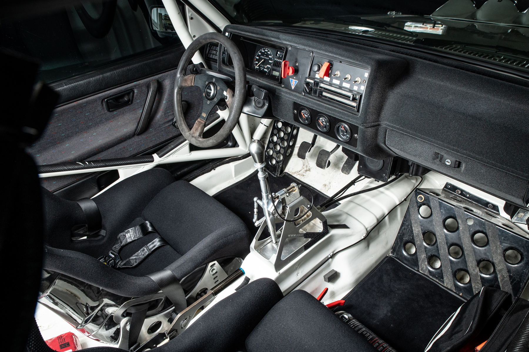 Мы нашли самый редкий Volkswagen Golf GTI, спрятанный в Оснабрюке, Германия