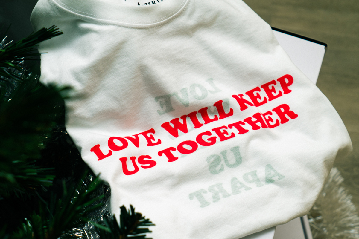 圣诞配色限定之作！Asterisk x Darylstudio x T.B. Brothers 「Love Will Keep Us Together」Reversible T-Shirt