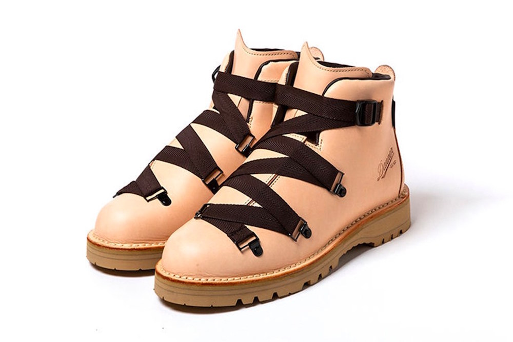 meanswhile x Danner Mountain Light「Harness」全新联名靴款