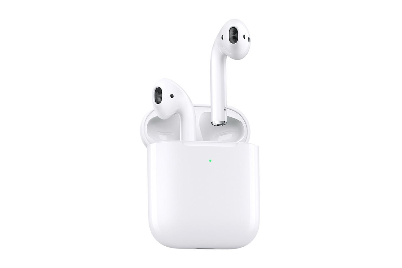 Apple 正式发布 AirPods 第二代